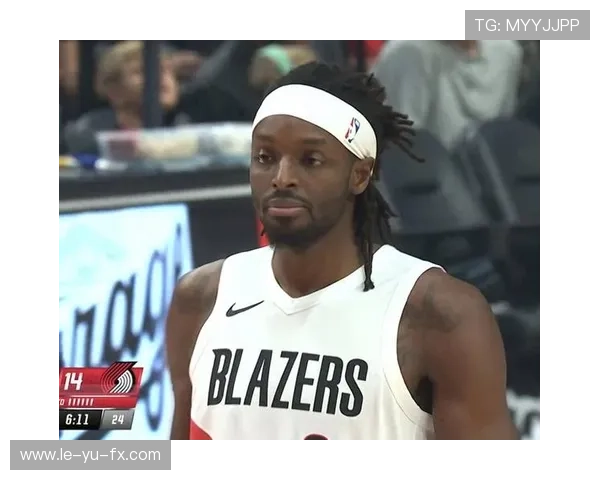 格兰特与艾顿联手出击，助力球队逆转取胜引关注